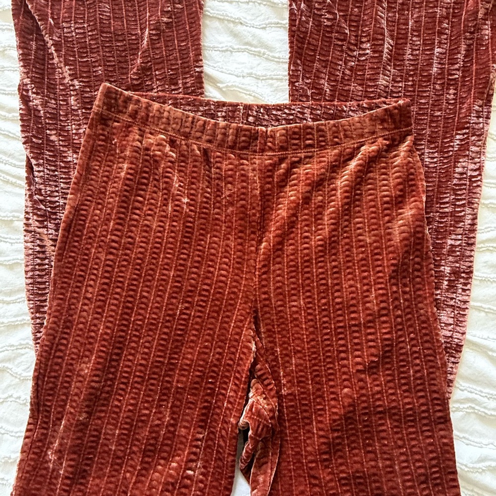 Topshop Rust Velvet Textured Flare Pants - Picture 2 of 5